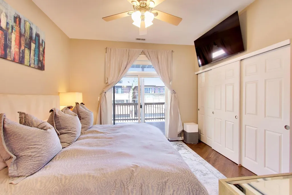 1732 West Diversey Parkway Chicago IL 60614