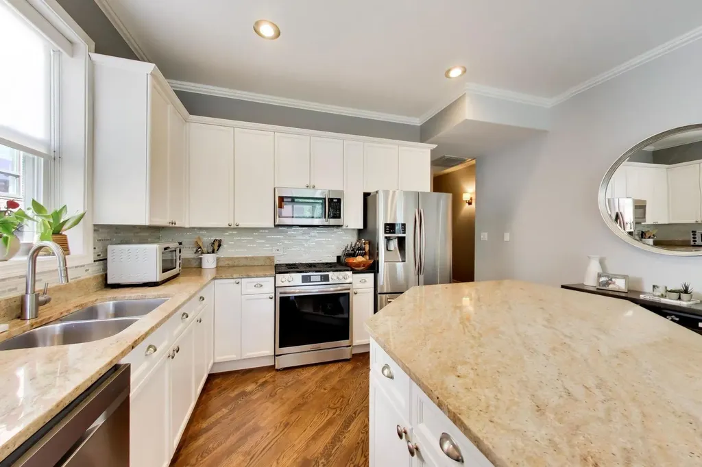 1732 West Diversey Parkway Chicago IL 60614