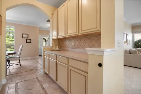 597 Cliffwood Lane Gurnee IL 60031