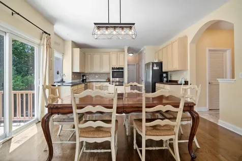 597 Cliffwood Lane Gurnee IL 60031