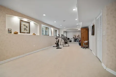 597 Cliffwood Lane Gurnee IL 60031