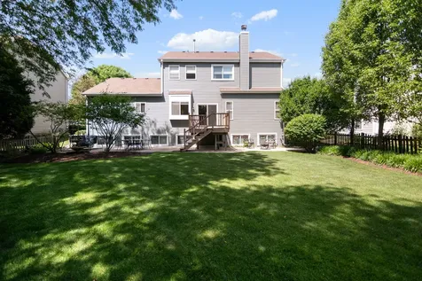 597 Cliffwood Lane Gurnee IL 60031