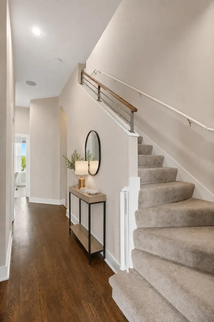 729 West 15th Street Chicago IL 60607