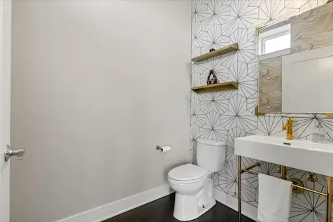 729 West 15th Street Chicago IL 60607