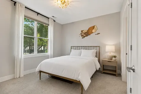 729 West 15th Street Chicago IL 60607