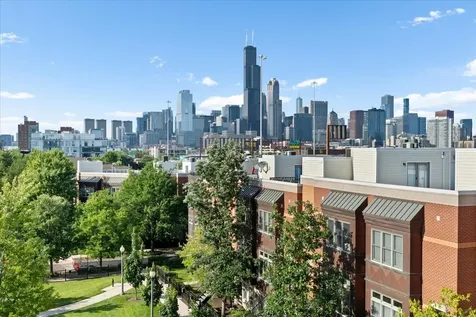 729 West 15th Street Chicago IL 60607