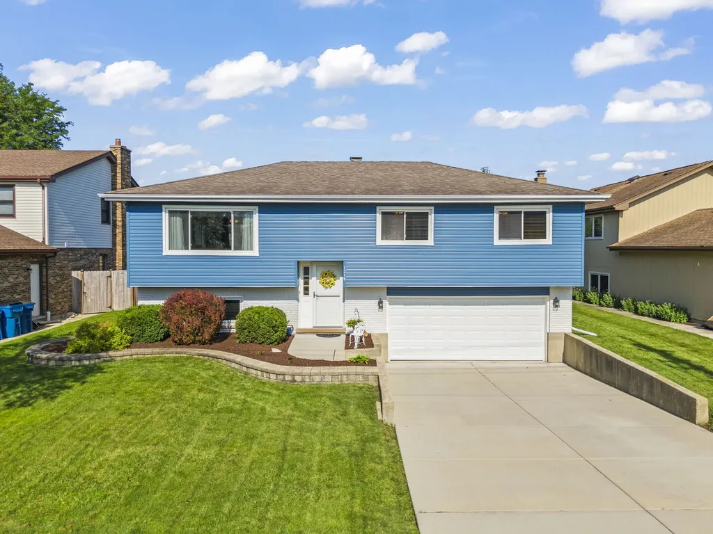 1219 North Itasca Road Addison IL 60101