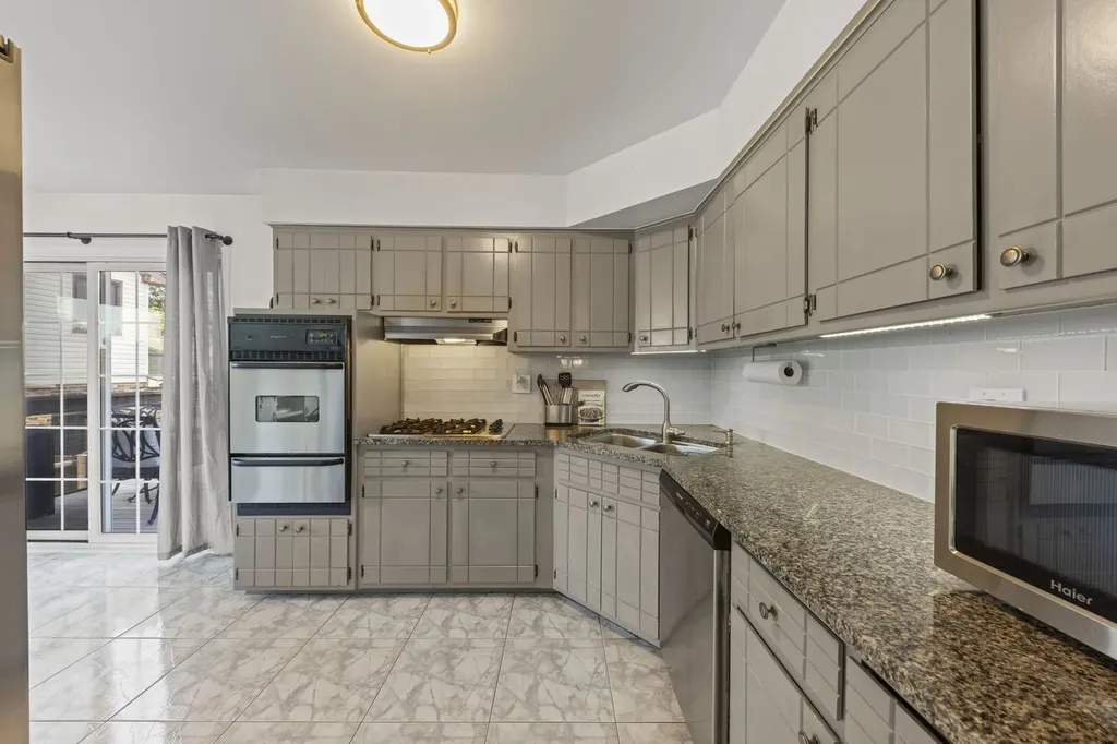 1219 North Itasca Road Addison IL 60101