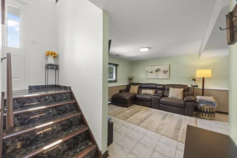 1219 North Itasca Road Addison IL 60101
