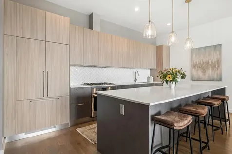 147 North Euclid Avenue Oak Park IL 60302