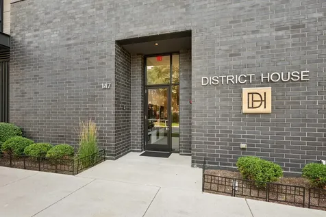 147 North Euclid Avenue Oak Park IL 60302