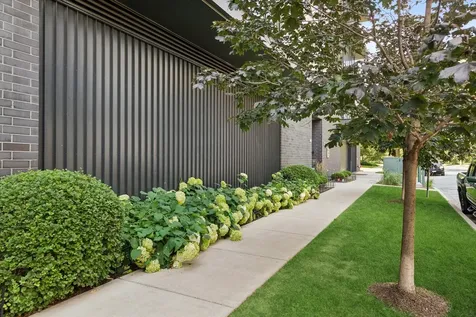 147 North Euclid Avenue Oak Park IL 60302