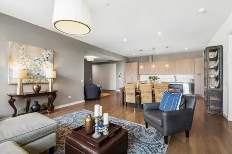 147 North Euclid Avenue Oak Park IL 60302