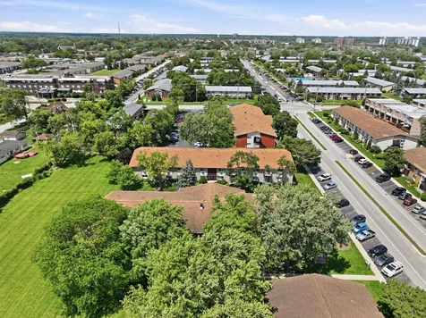 8996 Kennedy Drive Des Plaines IL 60016