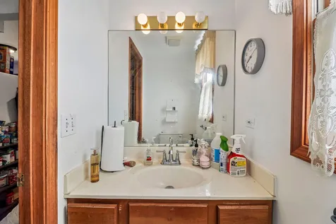 626 Pleasure Drive Mundelein IL 60060