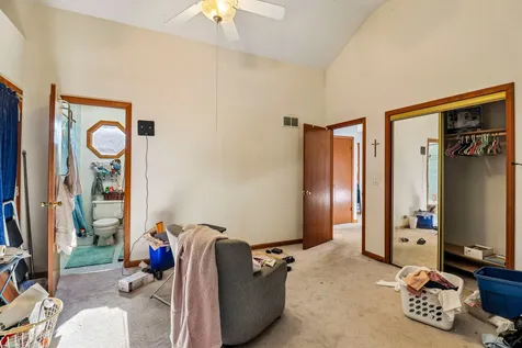 626 Pleasure Drive Mundelein IL 60060