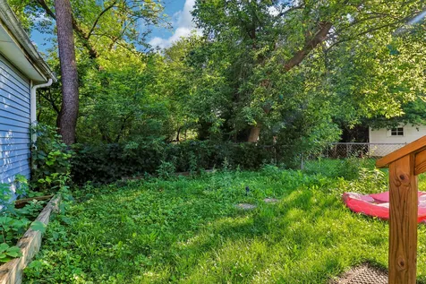626 Pleasure Drive Mundelein IL 60060