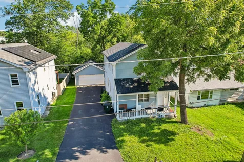 626 Pleasure Drive Mundelein IL 60060