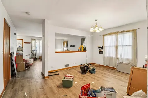 626 Pleasure Drive Mundelein IL 60060