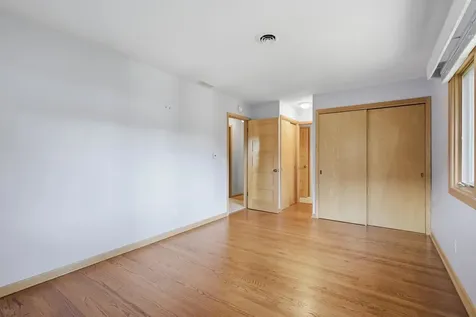 4213 35 Avenue Moline IL 61265