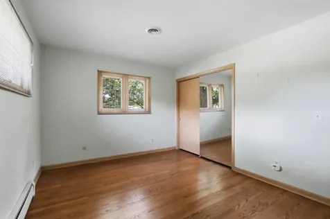 4213 35 Avenue Moline IL 61265