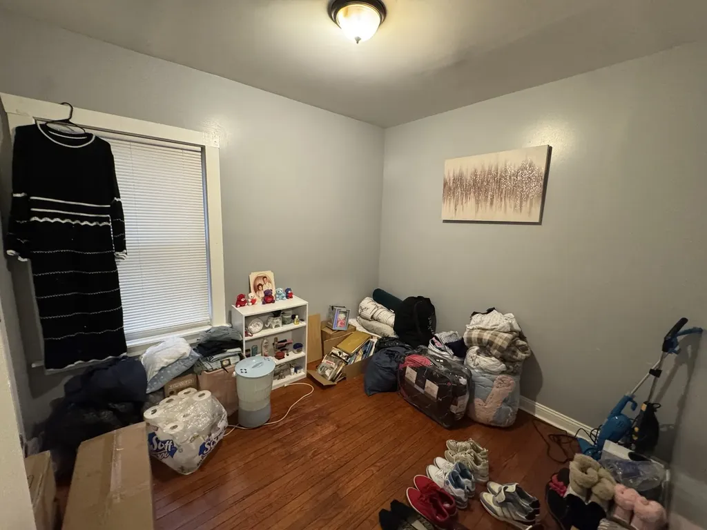 8052 South Langley Avenue Chicago IL 60619