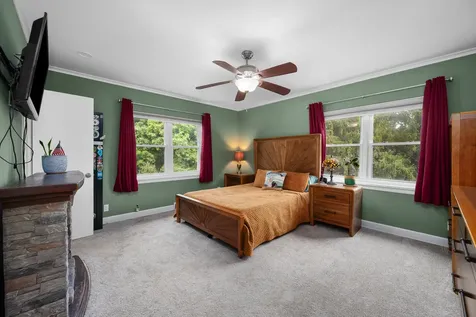 640 18TH Avenue East Moline IL 61244