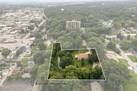 640 18TH Avenue East Moline IL 61244
