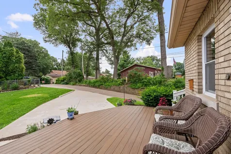 640 18TH Avenue East Moline IL 61244