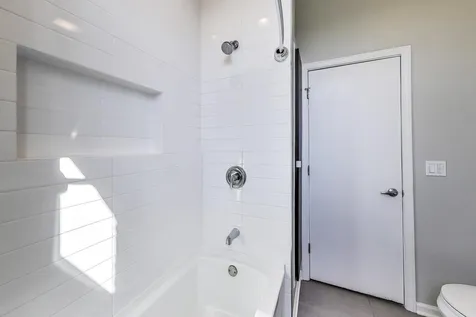 2733 North Mozart Street Chicago IL 60647