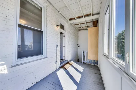 2733 North Mozart Street Chicago IL 60647