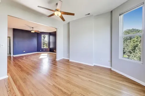 2733 North Mozart Street Chicago IL 60647