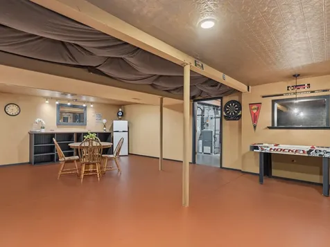 301 Savoy Drive Shorewood IL 60404