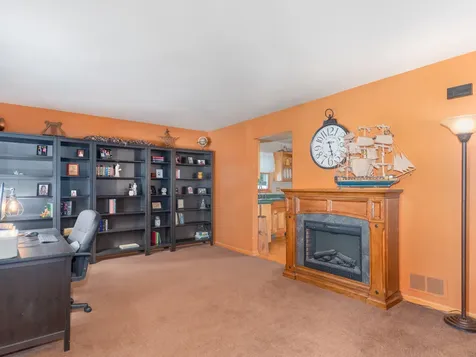 301 Savoy Drive Shorewood IL 60404