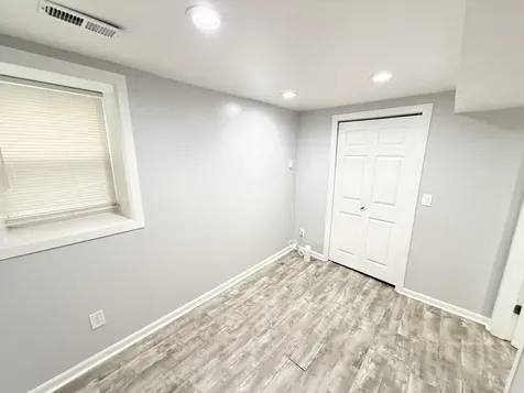 3335 North Kenneth Avenue Chicago IL 60641