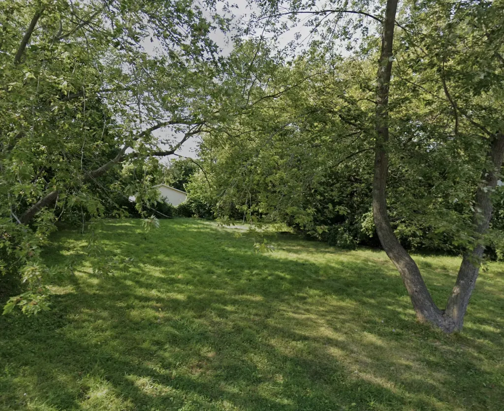 35656 North David Court Ingleside IL 60041