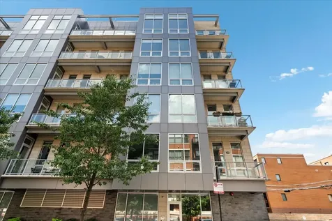 122 South Aberdeen Street Chicago IL 60607