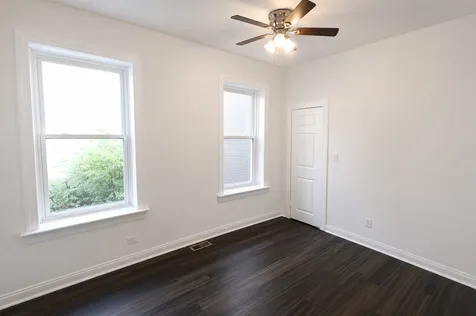3532 West Van Buren Street Chicago IL 60624