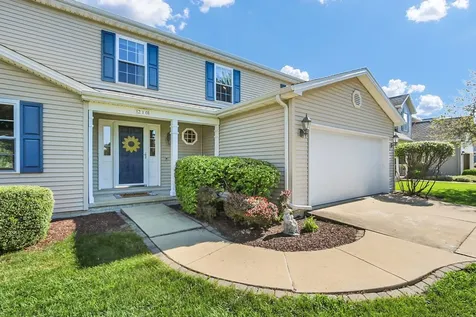 210 Goldenrod Drive Savoy IL 61874