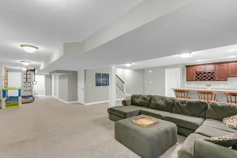 210 Goldenrod Drive Savoy IL 61874