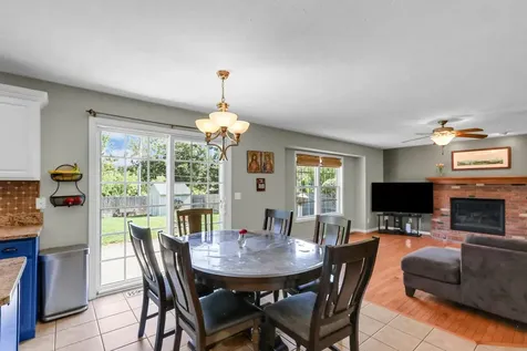 210 Goldenrod Drive Savoy IL 61874