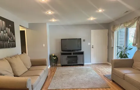 1787 West Algonquin Road Mount Prospect IL 60056