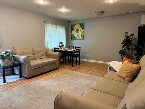 1787 West Algonquin Road Mount Prospect IL 60056
