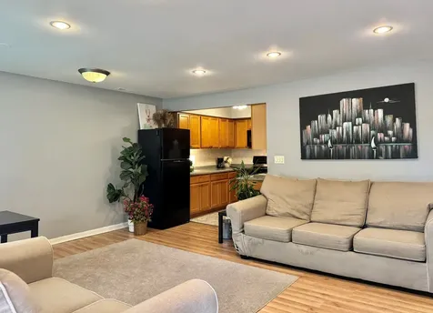 1787 West Algonquin Road Mount Prospect IL 60056