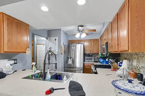 1724 Court Street Mchenry IL 60051