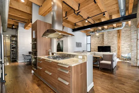154 West Hubbard Street Chicago IL 60654