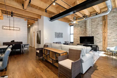 154 West Hubbard Street Chicago IL 60654
