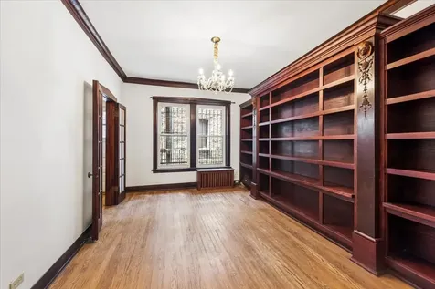 1065 West North Shore Avenue Chicago IL 60626