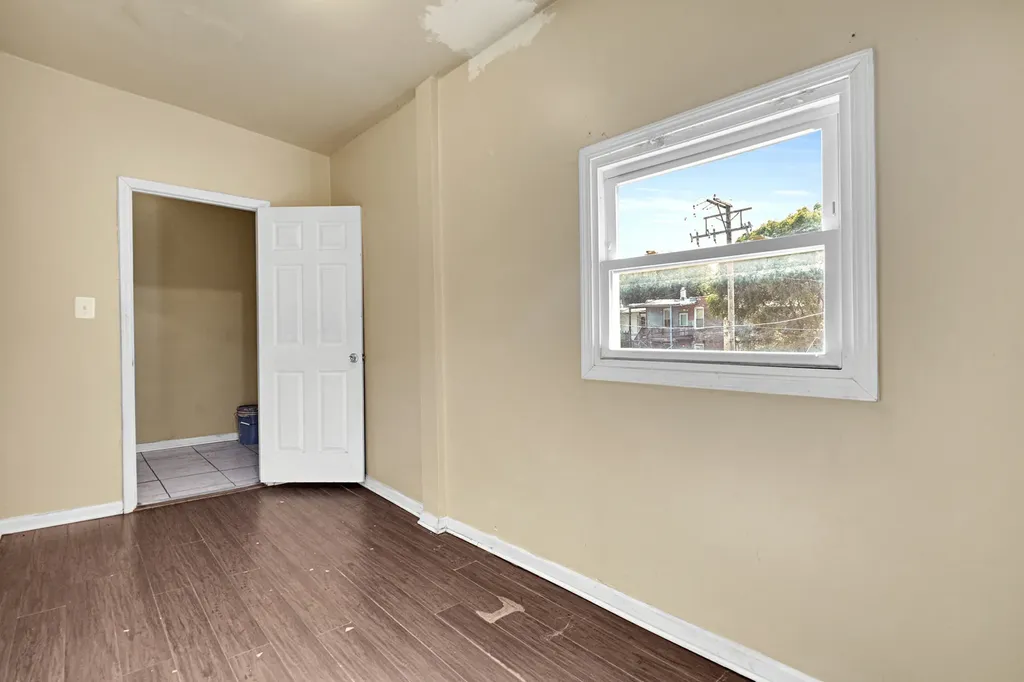 1935 South Christiana Avenue Chicago IL 60623