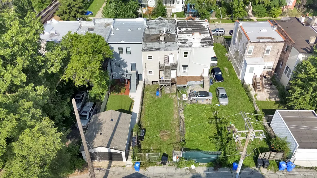1935 South Christiana Avenue Chicago IL 60623